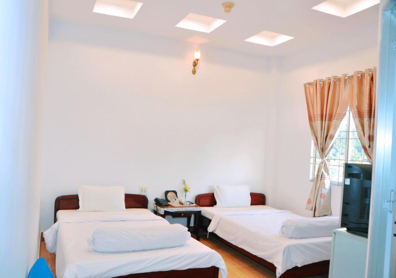Du Hung 1 Hotel Hà Tiên Rum bild